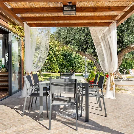 Le Giarre - Con Piscina Privata A Trapani *