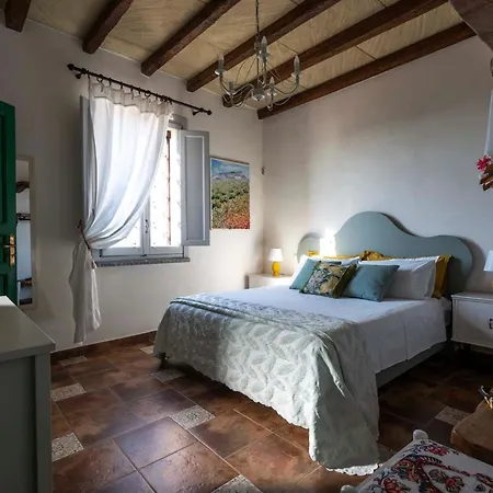 Le Giarre - Con Piscina Privata A Trapani * Marausa