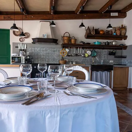 Le Giarre - Con Piscina Privata A Trapani Marausa